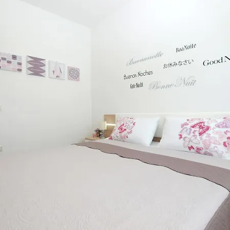 Lejla 1617 Apartmán *