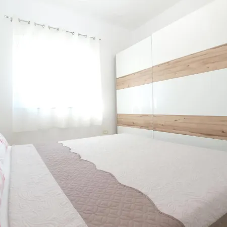 Lejla 1617 Apartmán *