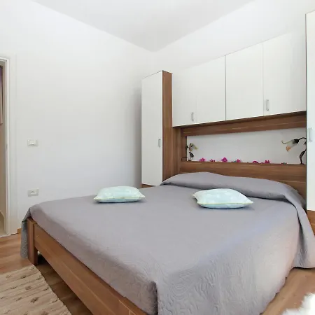 Lejla 1617 Apartmán Galižana