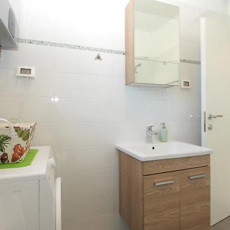 Lejla 1617 Apartmán Galižana