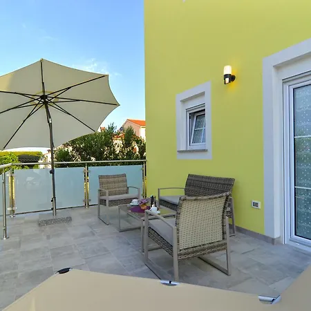 Lejla 1617 Apartmán Galižana