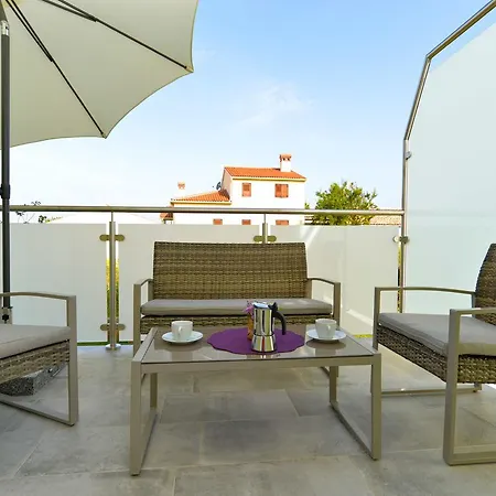 Lejla 1617 Apartmán Galižana