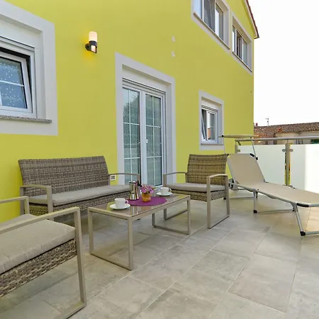 Lejla 1617 Apartmán Galižana
